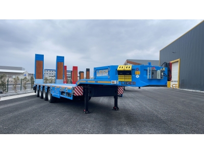 4 axles Lowbed Semi Trailer